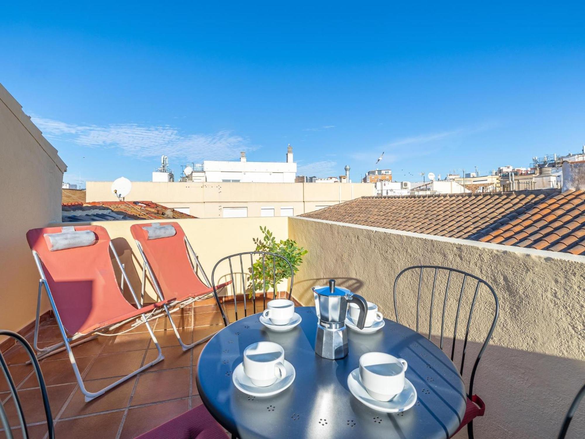 H2M Lazcano With Sunny Terrace In Old Town Málaga Exterior foto